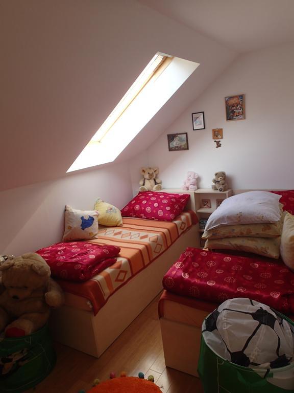 Holiday Home Dora ザボク 部屋 写真